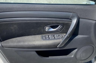 Boitier BSI RENAULT LAGUNA 3