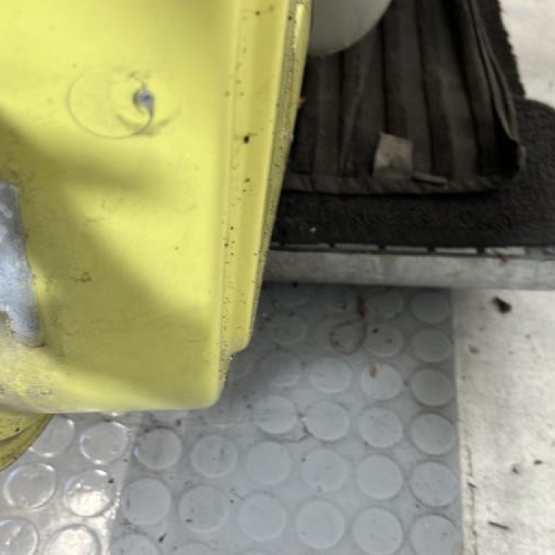 Porte avant droit RENAULT TWINGO 1 Photo n°4