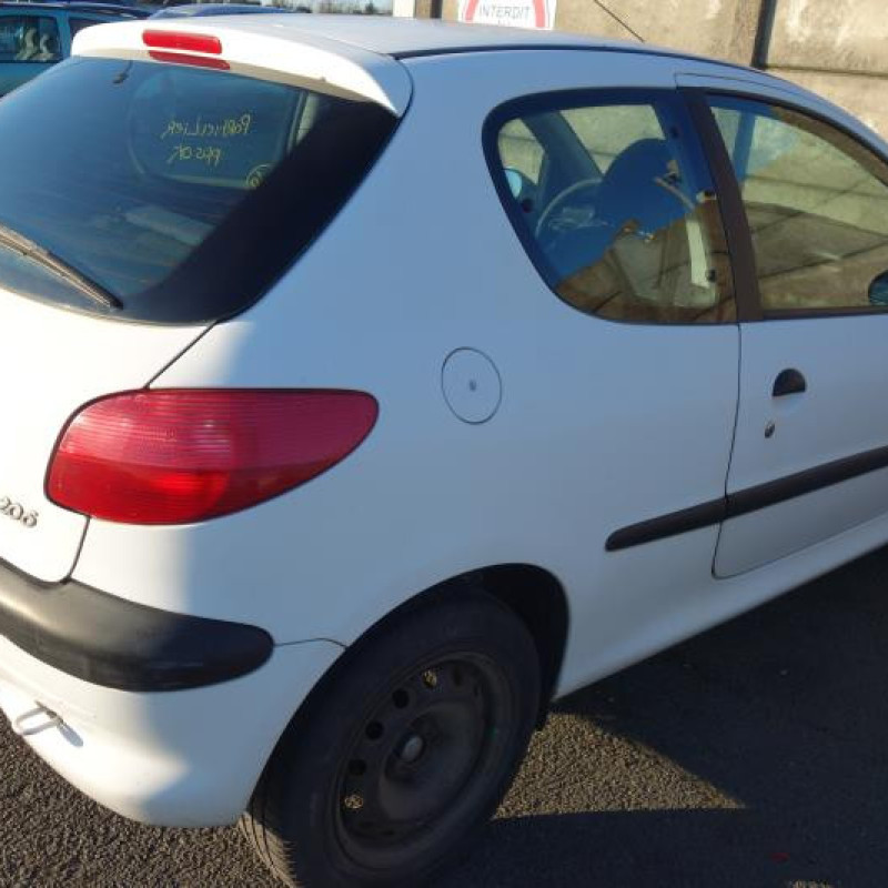 Capot PEUGEOT 206 Photo n°5