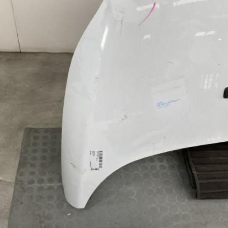 Capot FORD FIESTA Photo n°4