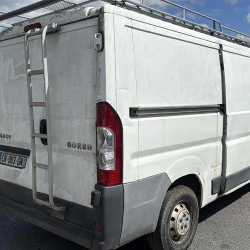 Feu arriere principal droit (feux) PEUGEOT BOXER 3 Photo n°3