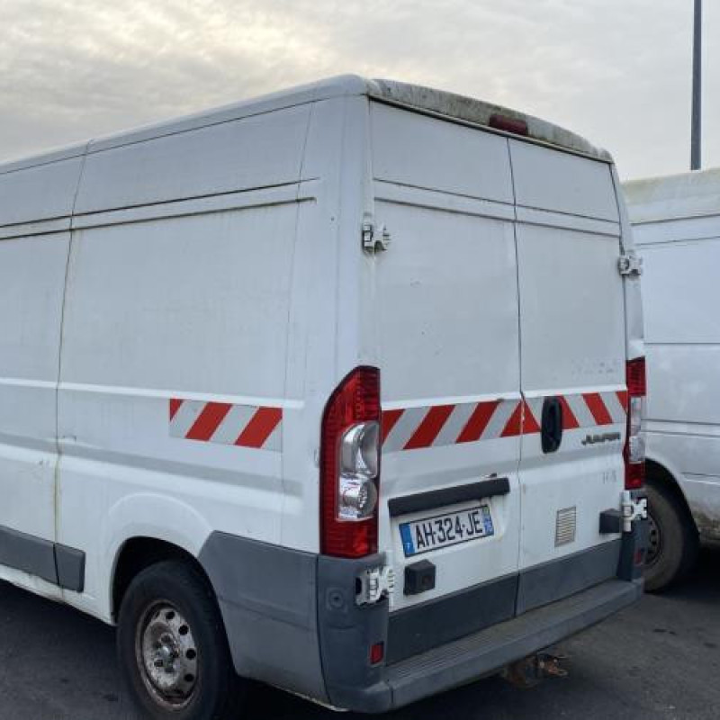 Feu arriere principal droit (feux) CITROEN JUMPER 3 Photo n°4