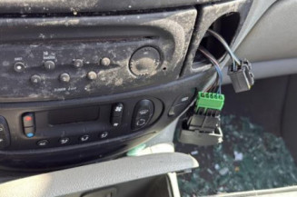 Leve vitre electrique avant droit RENAULT SCENIC 1