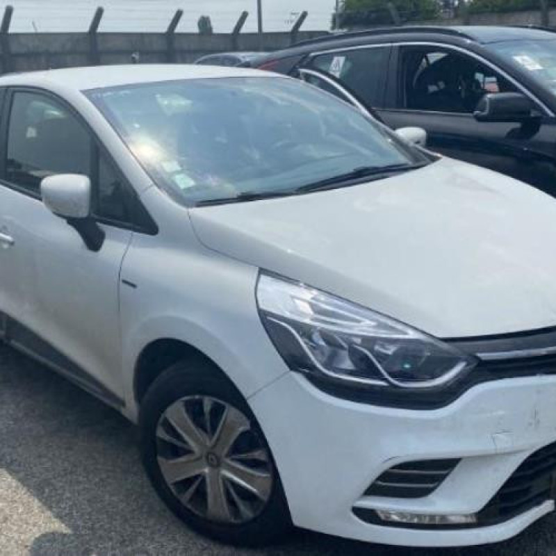 Boite de vitesses RENAULT CLIO 4 Photo n°2