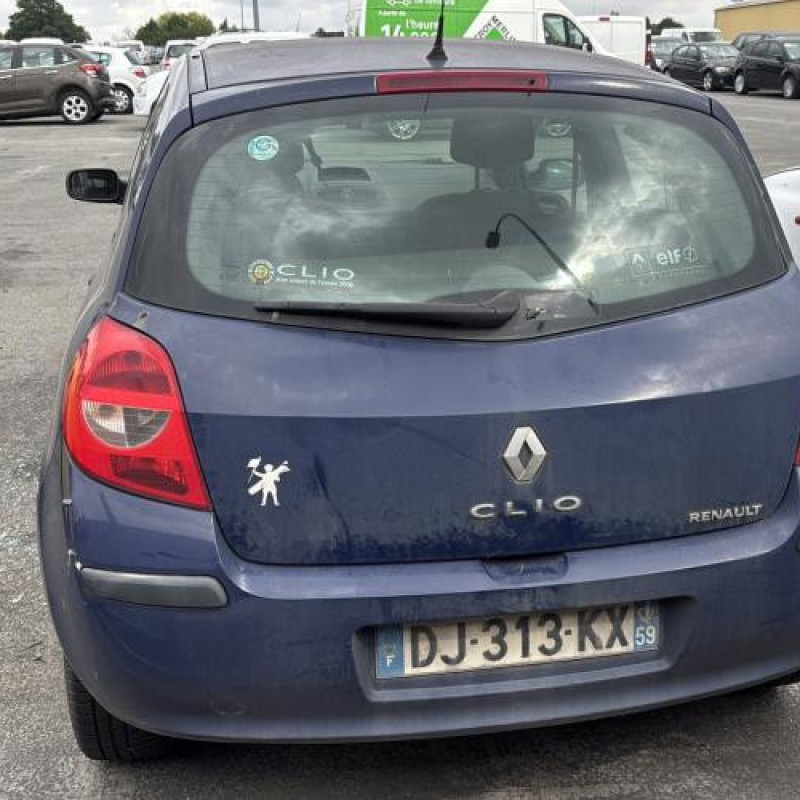 Aile avant droit RENAULT CLIO 3 Photo n°9