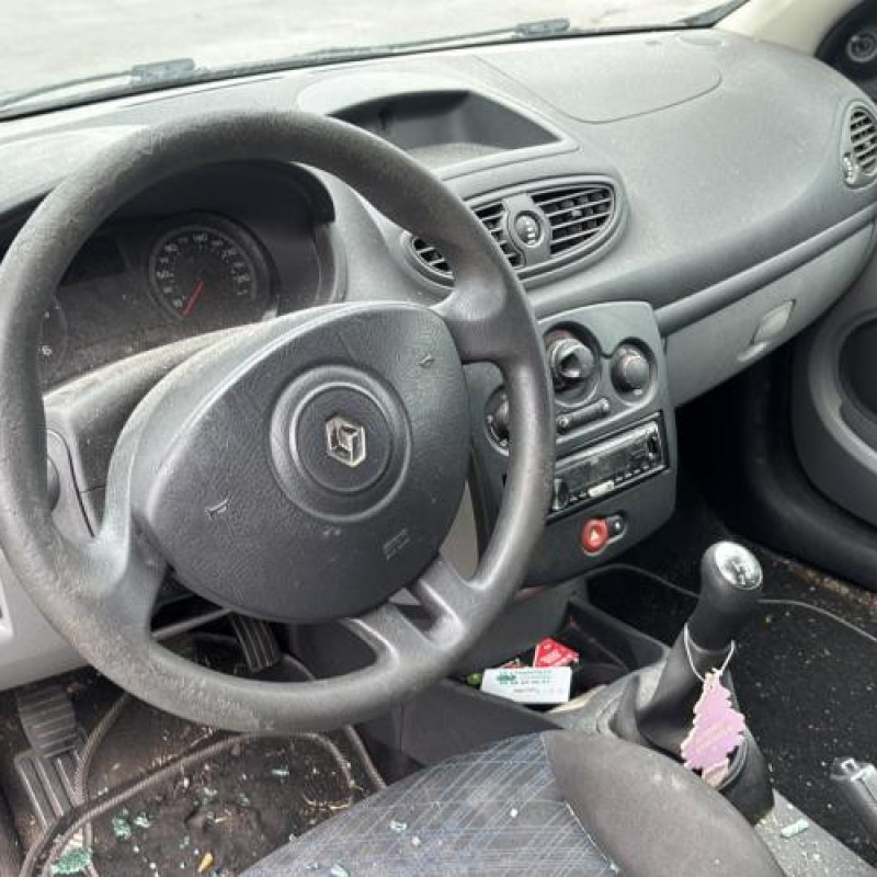 Aile avant droit RENAULT CLIO 3 Photo n°19