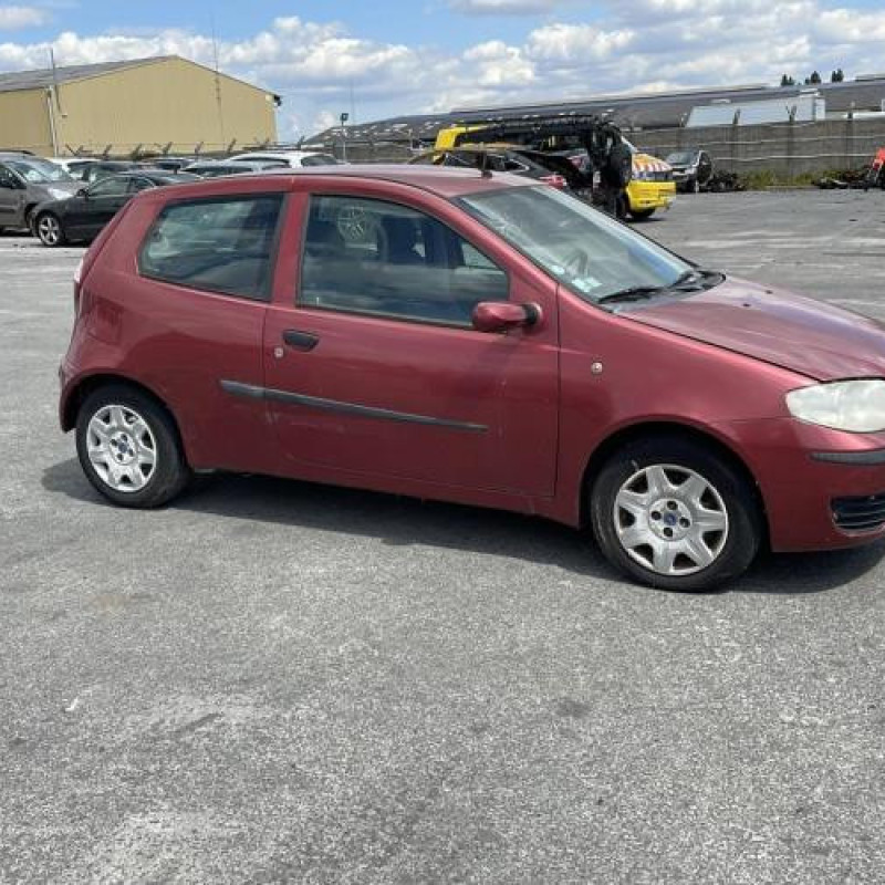 Capot FIAT PUNTO 2 Photo n°13