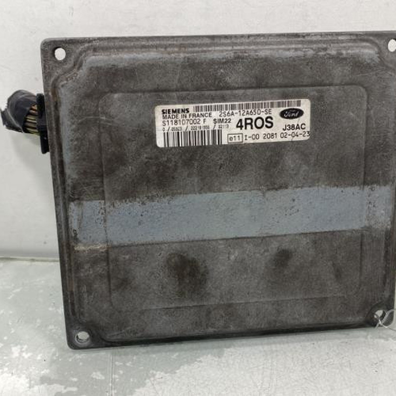 Calculateur moteur FORD FIESTA 5 Photo n°2