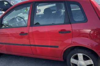 Calculateur moteur FORD FIESTA 5