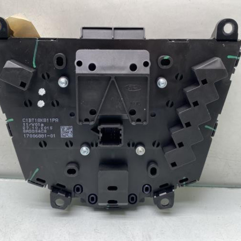 Bouton de warning FORD FIESTA 6 Photo n°2