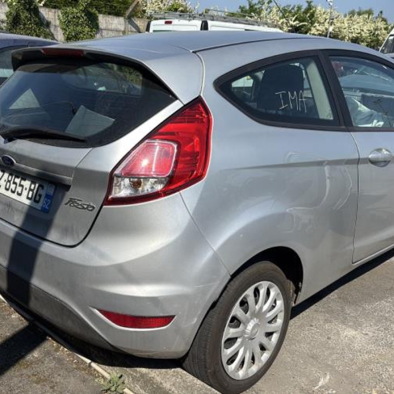 Bouton de warning FORD FIESTA 6 Photo n°7