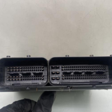 Calculateur moteur VOLKSWAGEN GOLF 6