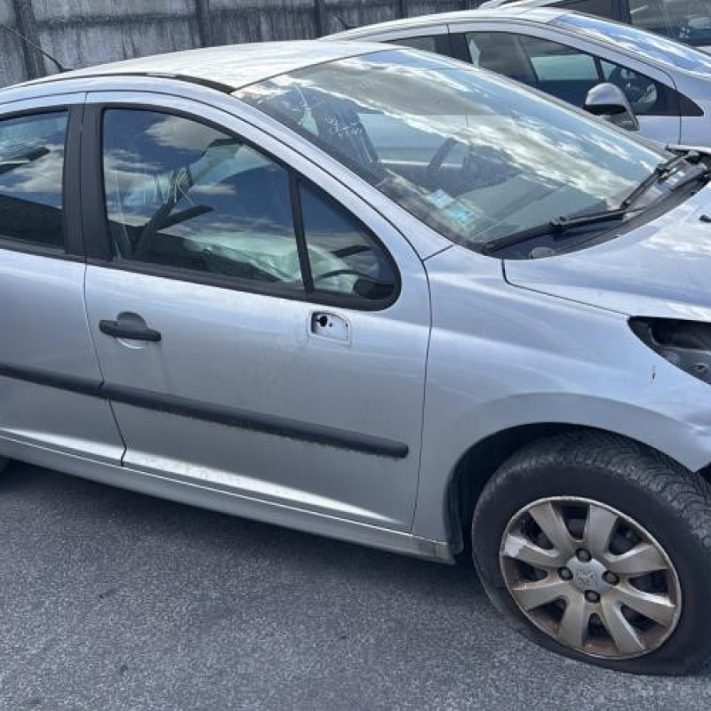 Malle/Hayon arriere PEUGEOT 207 Photo n°18