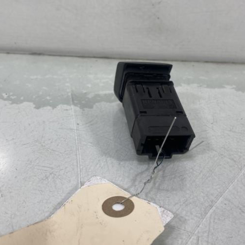 Bouton de warning RENAULT KANGOO 1 Photo n°3