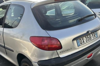 Bras essuie glace arriere PEUGEOT 206