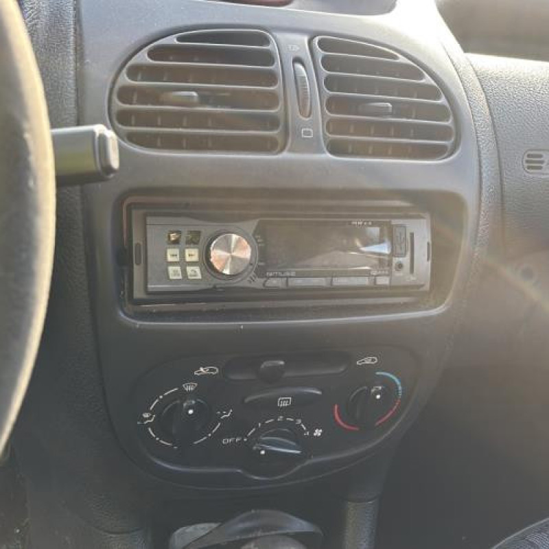 Bras essuie glace arriere PEUGEOT 206 Photo n°16