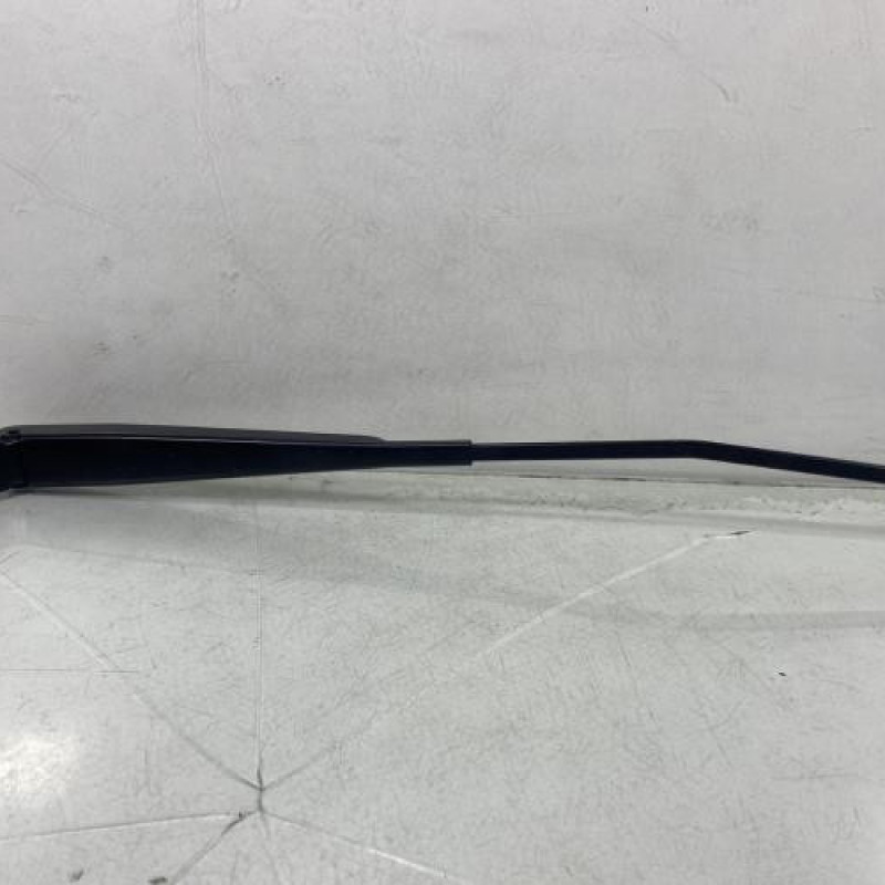 Bras essuie glace avant droit VOLKSWAGEN POLO 5 Photo n°1