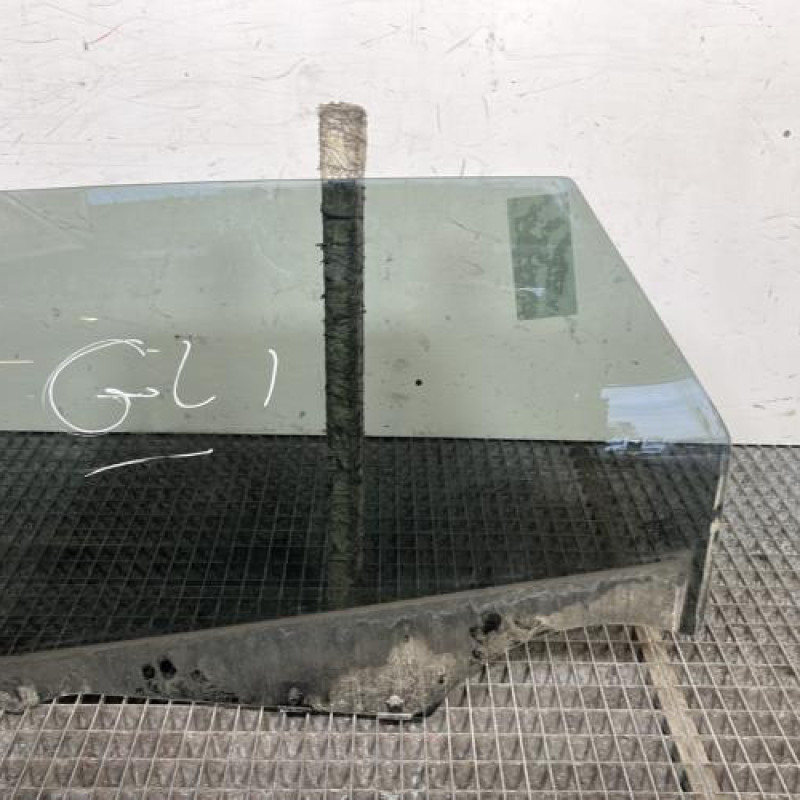 Vitre arriere gauche RENAULT CAPTUR 1 Photo n°1