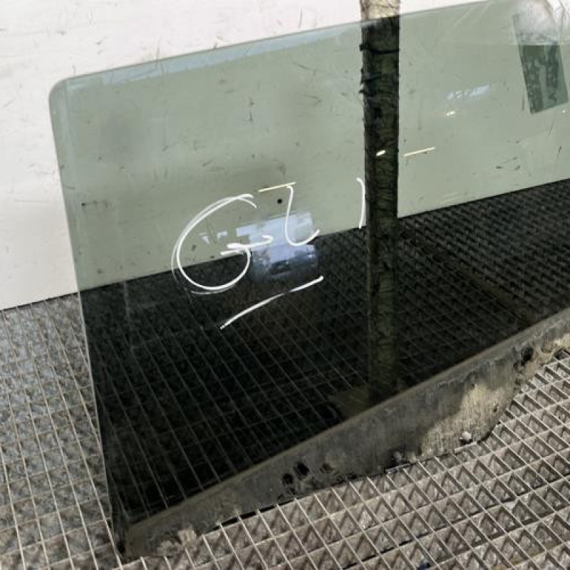 Vitre arriere gauche RENAULT CAPTUR 1 Photo n°2