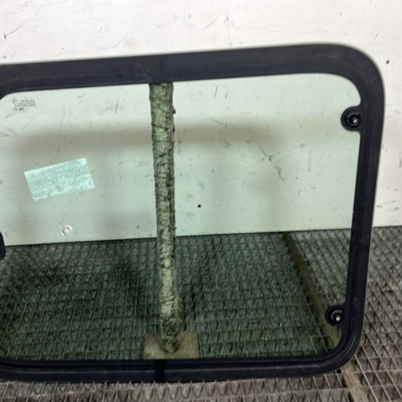 Vitre arriere droit RENAULT KANGOO 2 Photo n°4