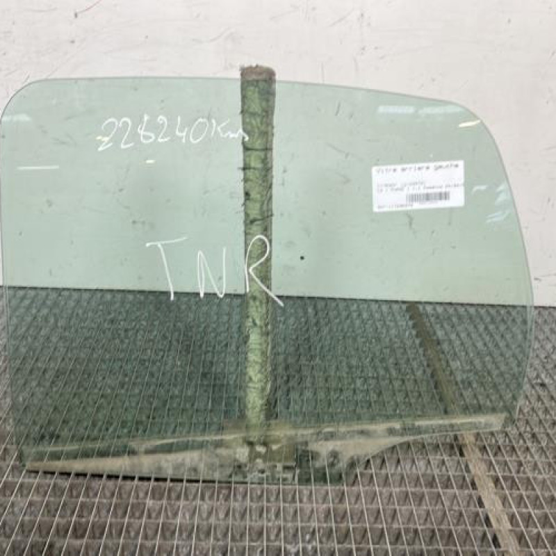 Vitre arriere gauche CITROEN C3 1 Photo n°1