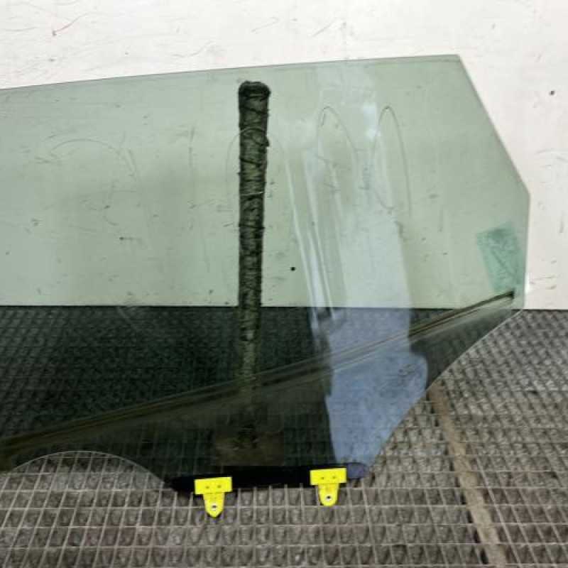 Vitre arriere droit RENAULT KADJAR Photo n°4