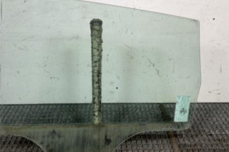 Vitre arriere droit VOLKSWAGEN POLO 4