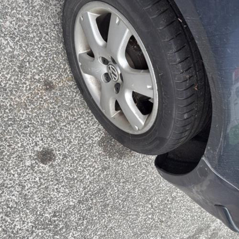 Vitre arriere droit VOLKSWAGEN POLO 4 Photo n°17