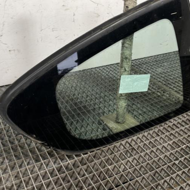 Custode arriere droit PEUGEOT 208 1 Photo n°2