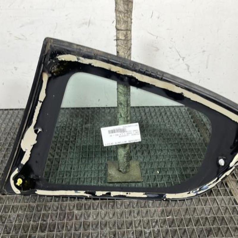 Custode arriere droit PEUGEOT 208 1 Photo n°4