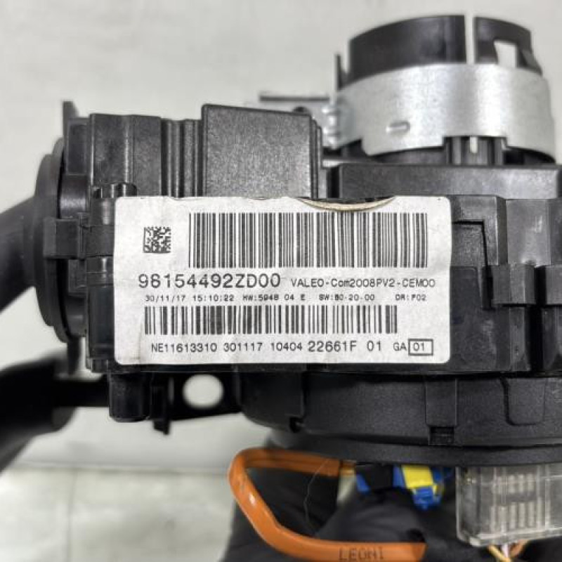 Com (Bloc Contacteur Tournant+Commodo Essuie Glace+Commodo Phare) PEUGEOT 208 1 Photo n°5