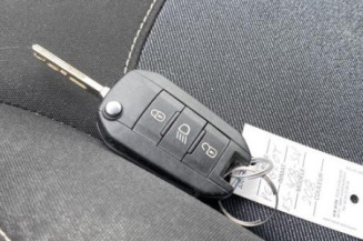 Moteur PEUGEOT 208 1