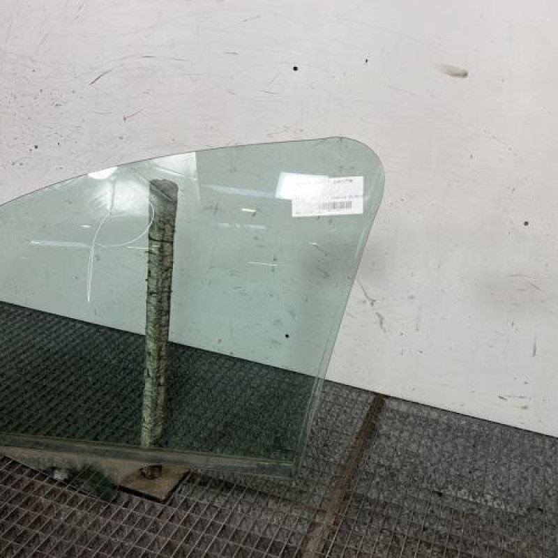 Vitre avant gauche CITROEN C3 1 Photo n°3