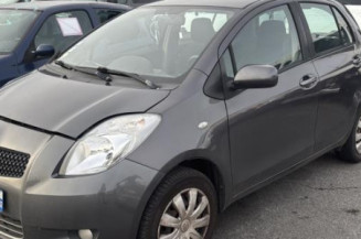 Charniere de capot TOYOTA YARIS 2