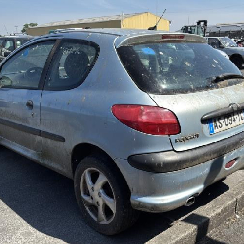 Tambour arriere droit PEUGEOT 206 Photo n°4