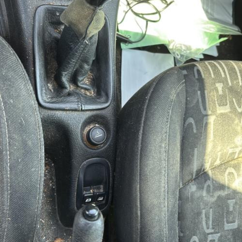 Tambour arriere droit PEUGEOT 206 Photo n°13