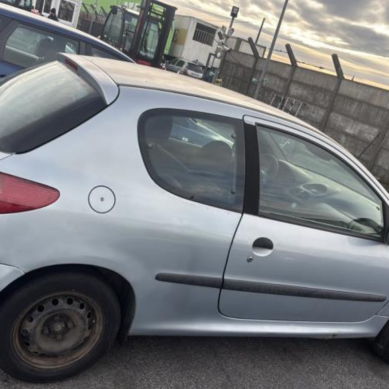 Catalyseur (echappement) PEUGEOT 206 Photo n°7