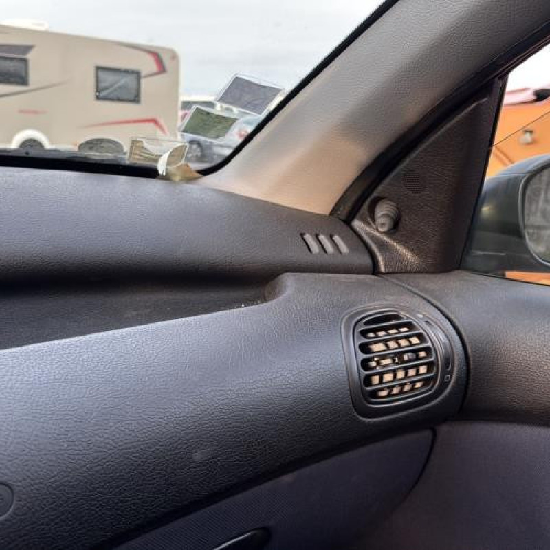 Tambour arriere droit PEUGEOT 206 Photo n°19