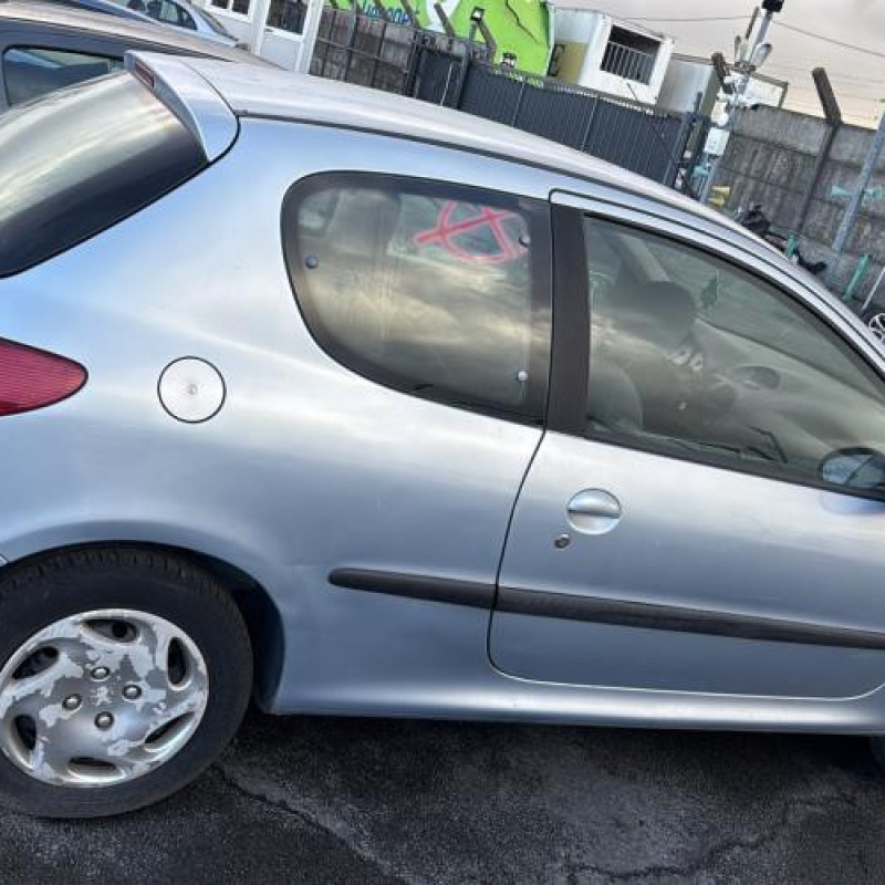 Tambour arriere gauche PEUGEOT 206 Photo n°6