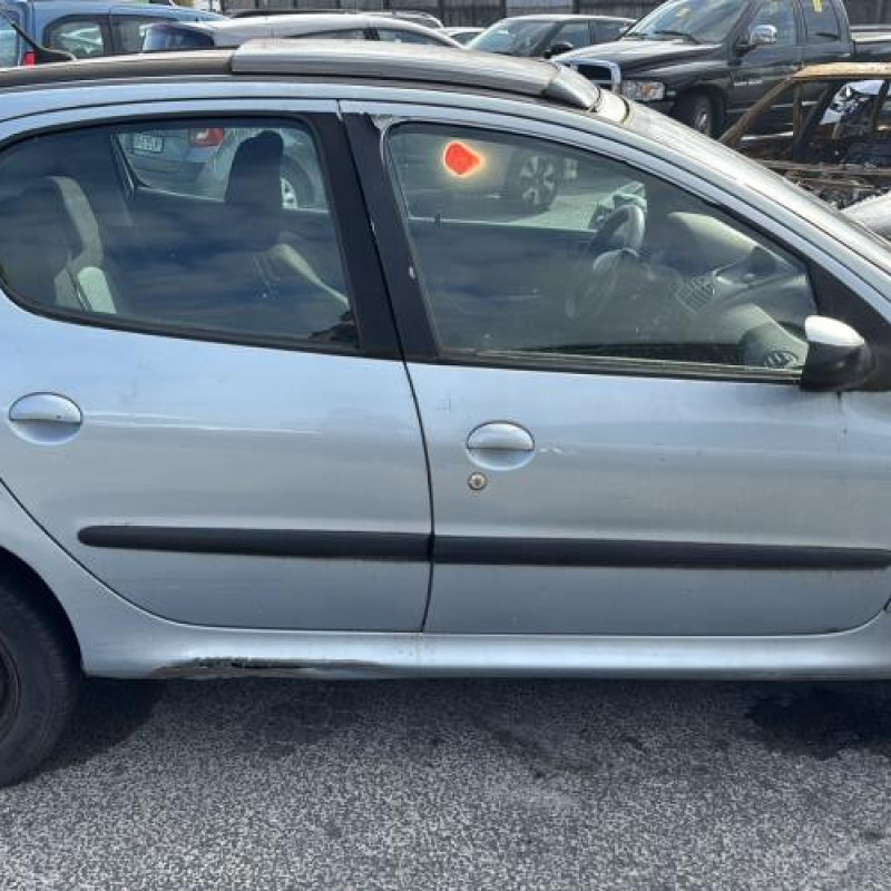 Tambour arriere droit PEUGEOT 206 Photo n°7