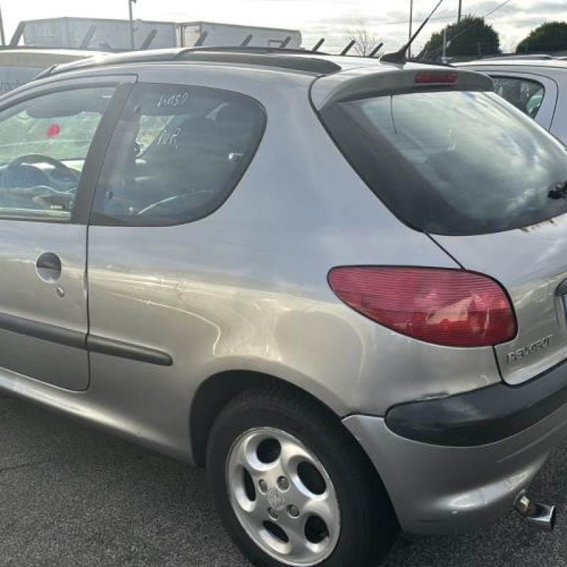 Tambour arriere droit PEUGEOT 206 Photo n°4