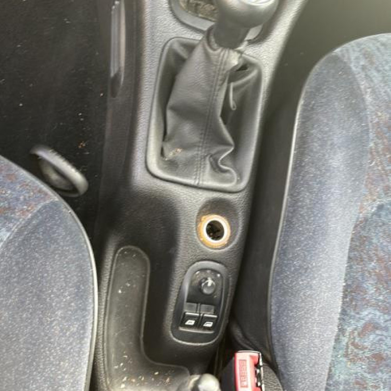 Tambour arriere droit PEUGEOT 206 Photo n°19