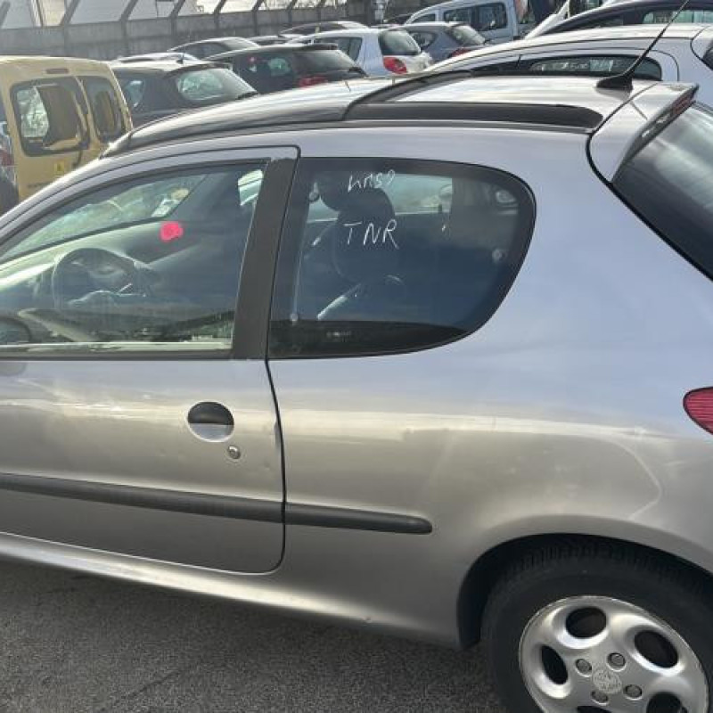 Tambour arriere gauche PEUGEOT 206 Photo n°6