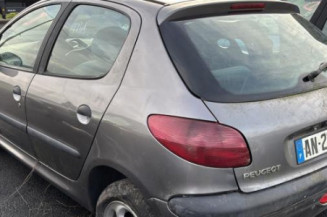 Reservoir essence PEUGEOT 206