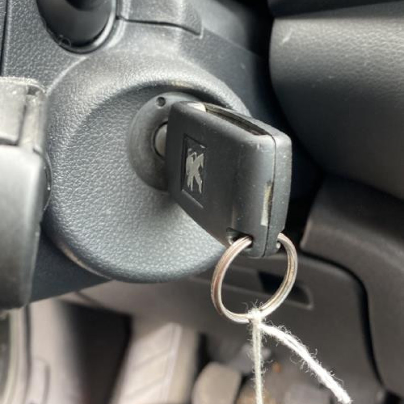 Amortisseur arriere droit PEUGEOT 3008 1 Photo n°3