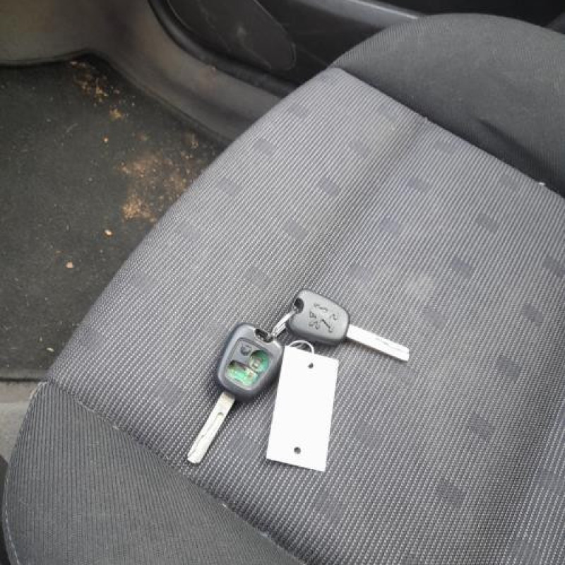 Compteur PEUGEOT 307 Photo n°18