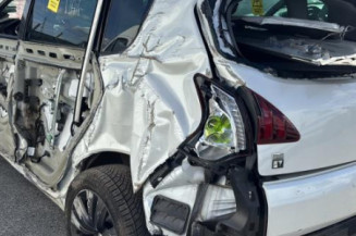 Bas de caisse gauche PEUGEOT 3008 1