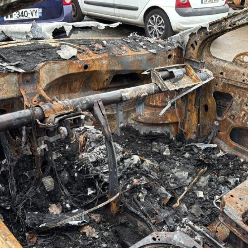 Pompe de direction PEUGEOT 307 Photo n°9