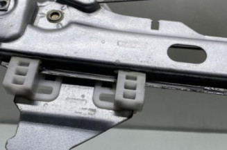 Leve vitre electrique avant droit PEUGEOT 5008 1