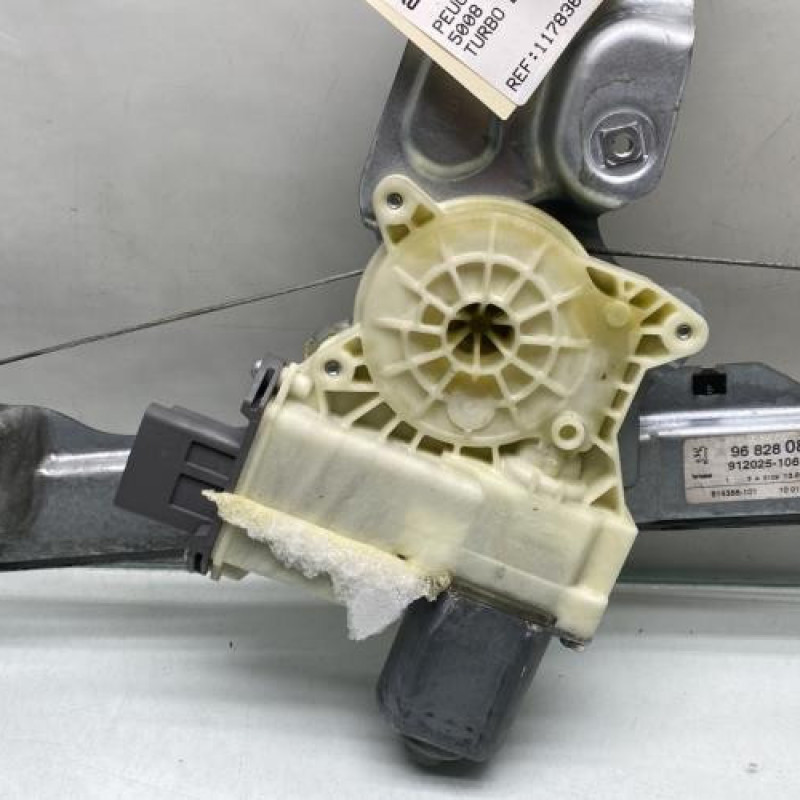 Leve vitre electrique avant gauche PEUGEOT 5008 1 Photo n°4